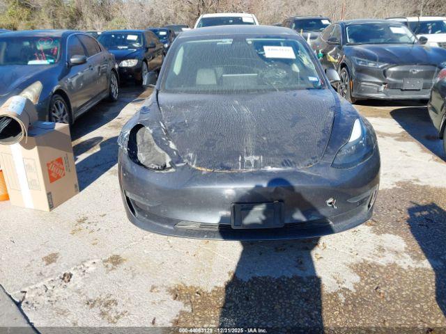Tesla Model 3 Long Range Dual Motor All-wheel Drive Image 7