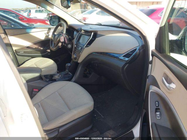 Hyundai SANTA FE Se Image 13