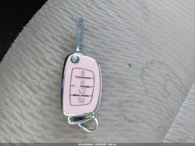 Hyundai SANTA FE Se Image 2