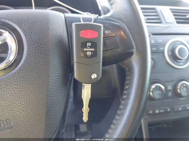 Mazda Cx Touring Image 2