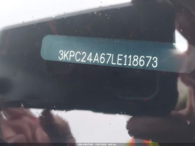 Hyundai ACCENT Se Image 7