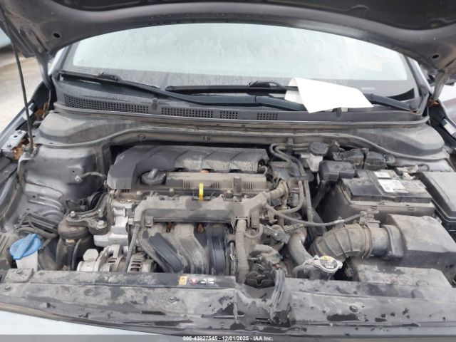 Hyundai ACCENT Se Image 12