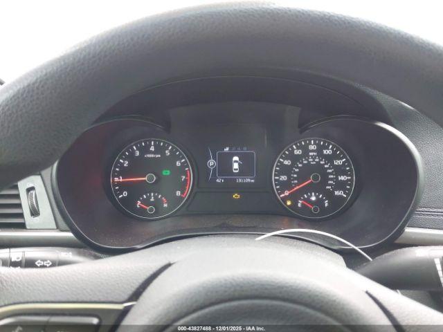 Kia Optima Lx Image 7