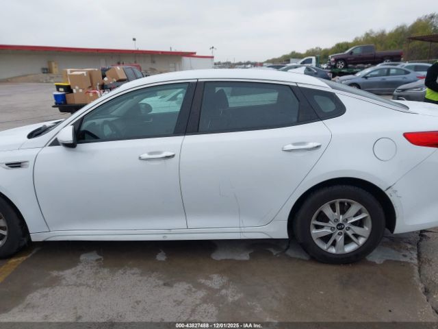 Kia Optima Lx Image 15