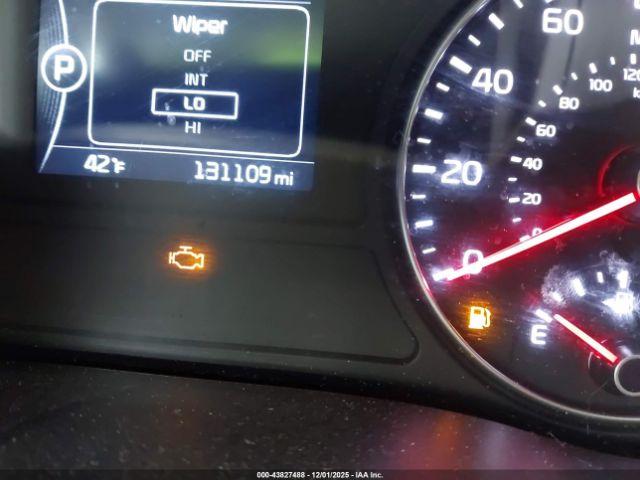 Kia Optima Lx Image 2