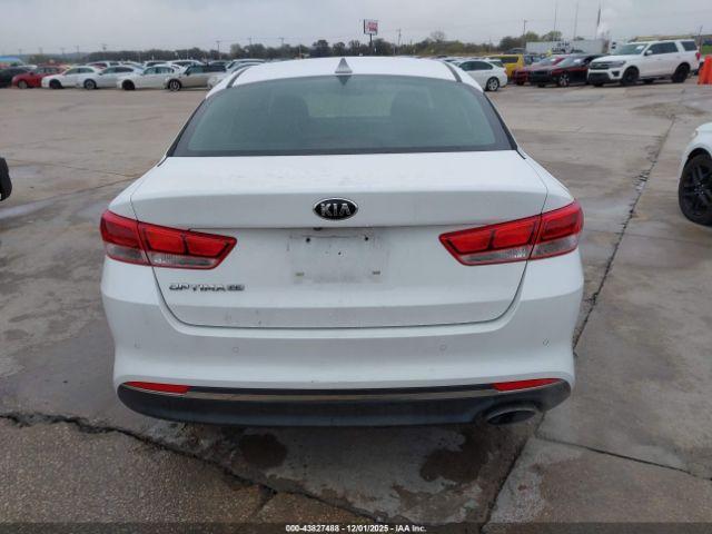 Kia Optima Lx Image 18