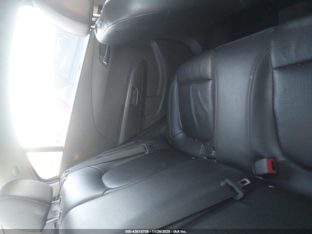 Chevrolet Sonic Premier Auto Image 7