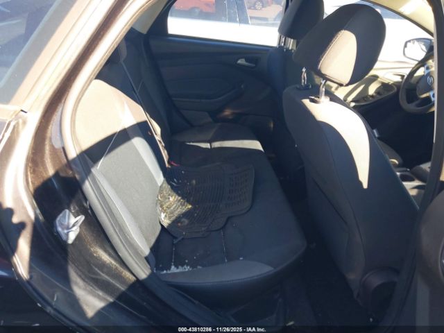 Ford Focus Se Image 4