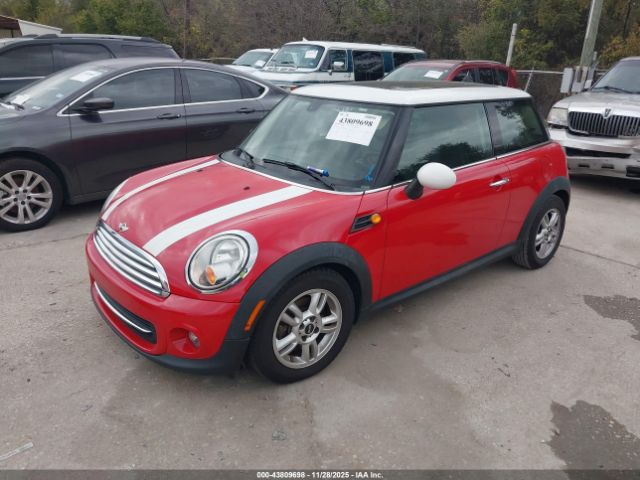MINI Hardtop Cooper Image 2