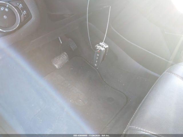 Ford Escape Titanium Image 10