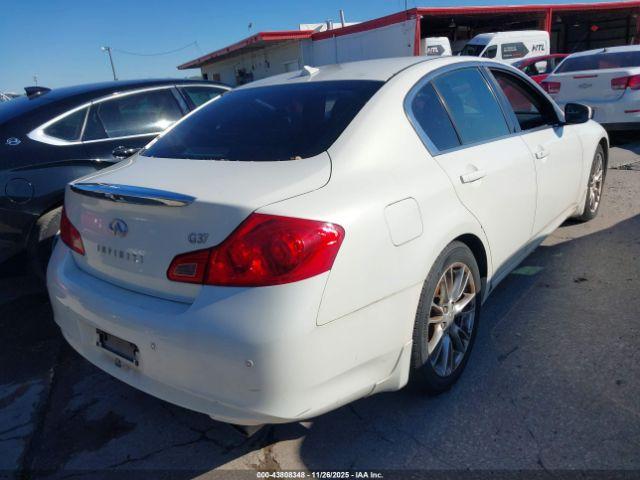 INFINITI G37 Journey Image 5