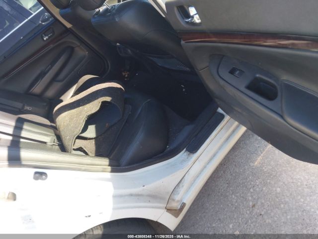 INFINITI G37 Journey Image 4