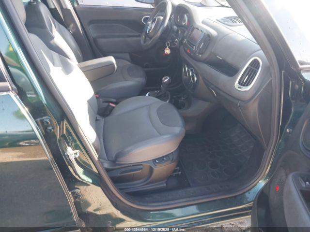 FIAT 500L Lounge Image 3