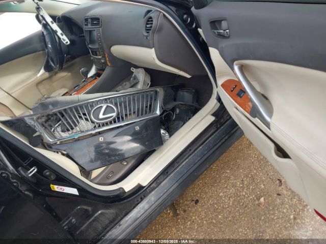 Lexus Is Image 7
