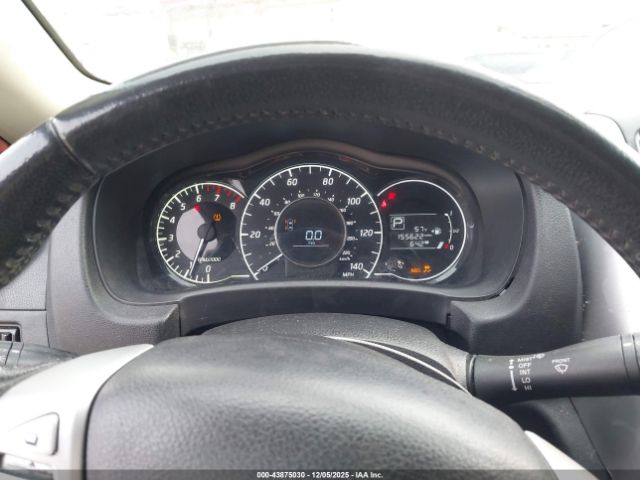 Nissan Versa Image 10