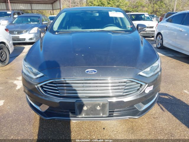Ford Fusion Se Luxury Image 10