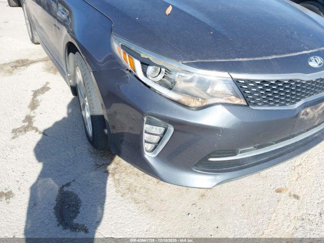 Kia Optima S Image 15