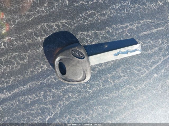 Kia Optima S Image 7