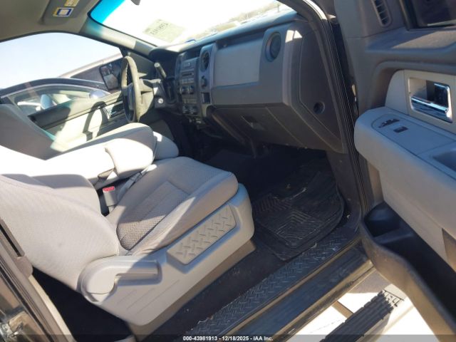 Ford F-150 Xl Image 11