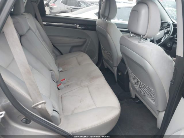 Kia Sorento Lx V6 Image 7