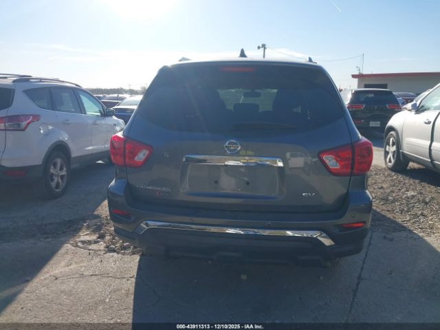 Nissan Pathfinder Sv Image 3