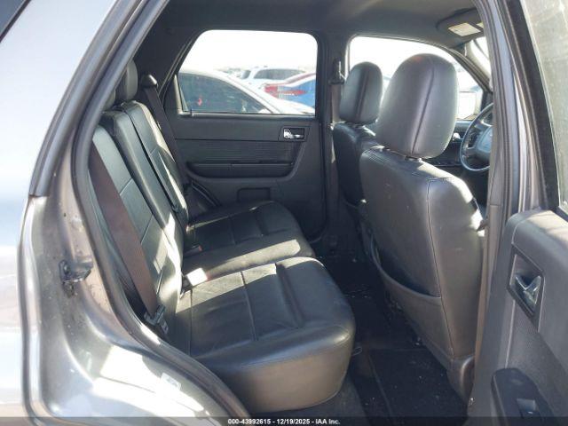 Ford Escape Limited Image 7