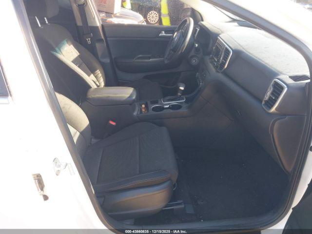 Kia Sportage Lx Image 10