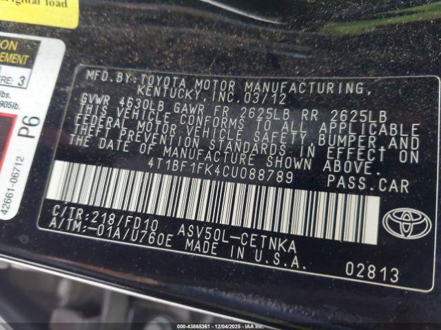 Toyota Camry Le Image 7