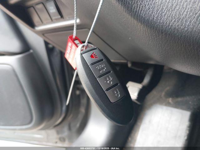 Nissan Pathfinder Sv Image 14