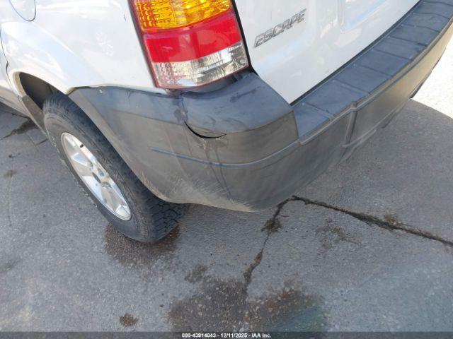 Ford Escape Xlt Image 4