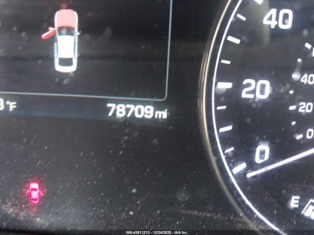 Hyundai Genesis 3.8 Image 16