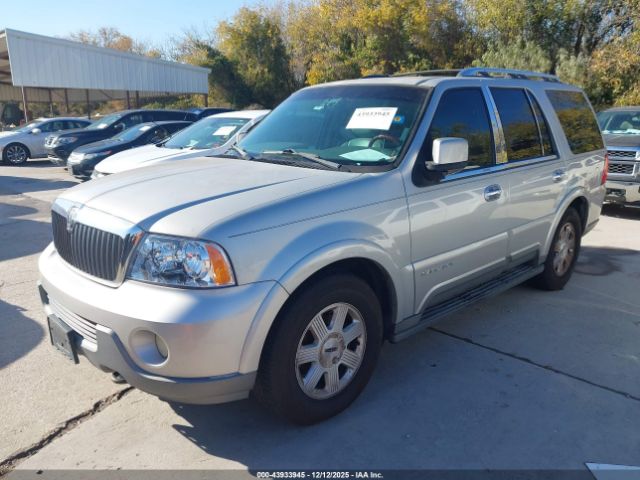 Lincoln Navigator Image 11