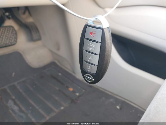 Nissan Murano Sv Image 12