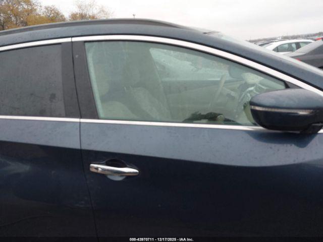 Nissan Murano Sv Image 4