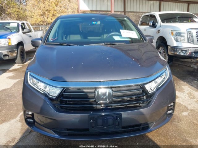 Honda Odyssey Touring Image 15