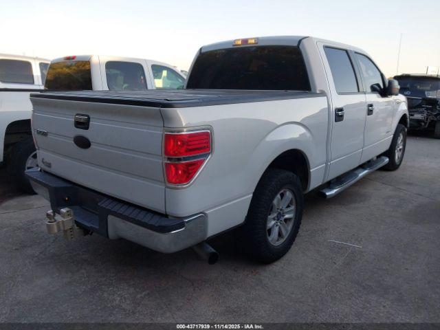 Ford F-150 Xlt Image 11