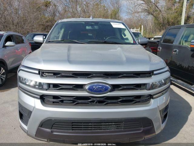 Ford Expedition Xlt Max Image 9