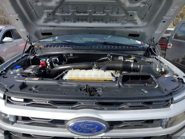 Ford Expedition Xlt Max Image 3