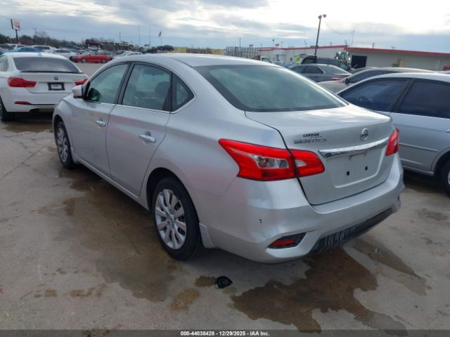 Nissan Sentra S Image 9