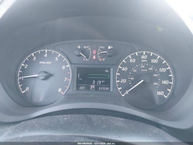 Nissan Sentra S Image 8