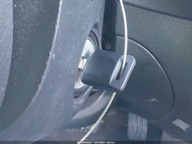 Nissan Sentra S Image 2