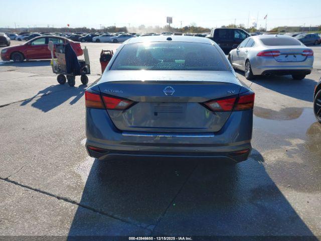 Nissan Altima Sv Fwd Image 5