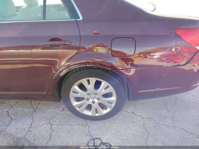 Toyota Avalon Xls Image 9