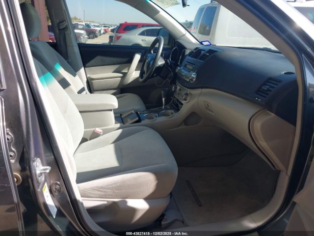 Toyota Highlander Image 4