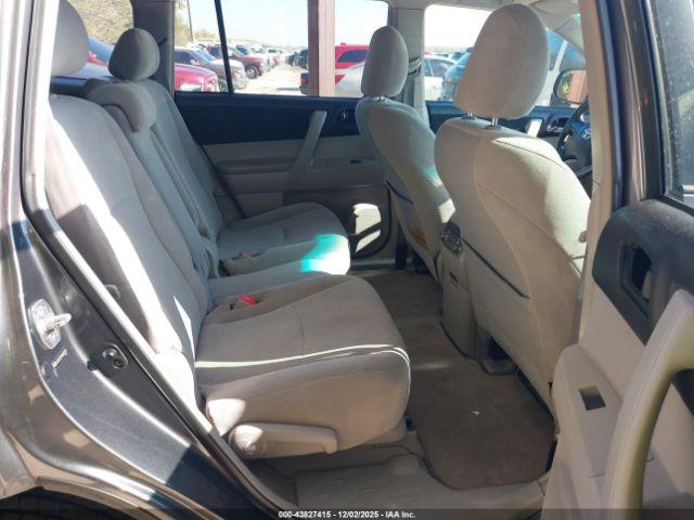 Toyota Highlander Image 9