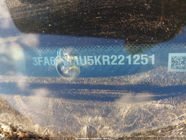 Ford Fusion Sel Image 8