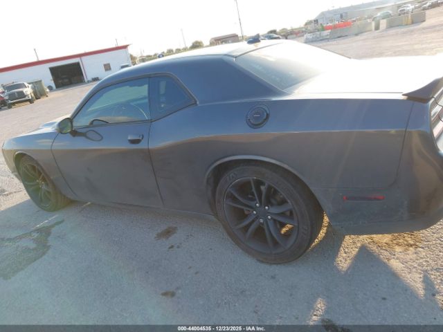 Dodge Challenger Sxt Plus Image 10