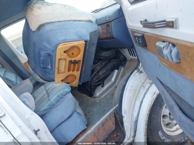 Dodge Ram Van B250 Image 5