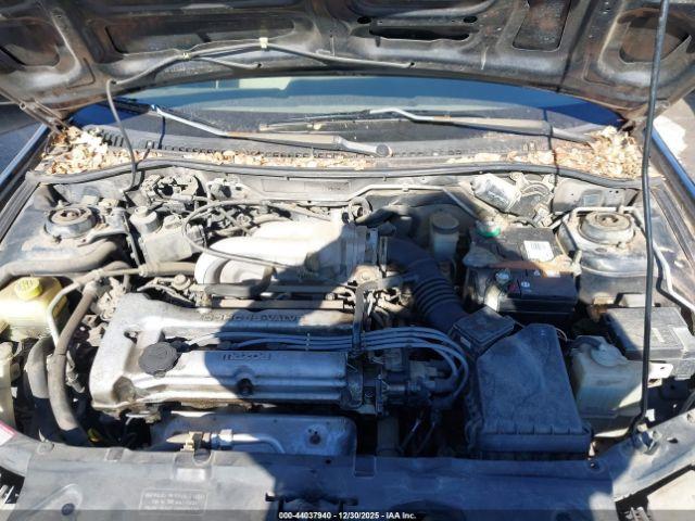 Mazda Protege Image 8