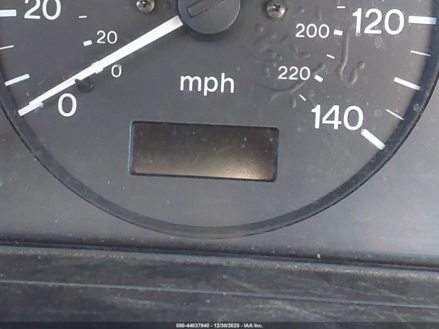 Mazda Protege Image 12